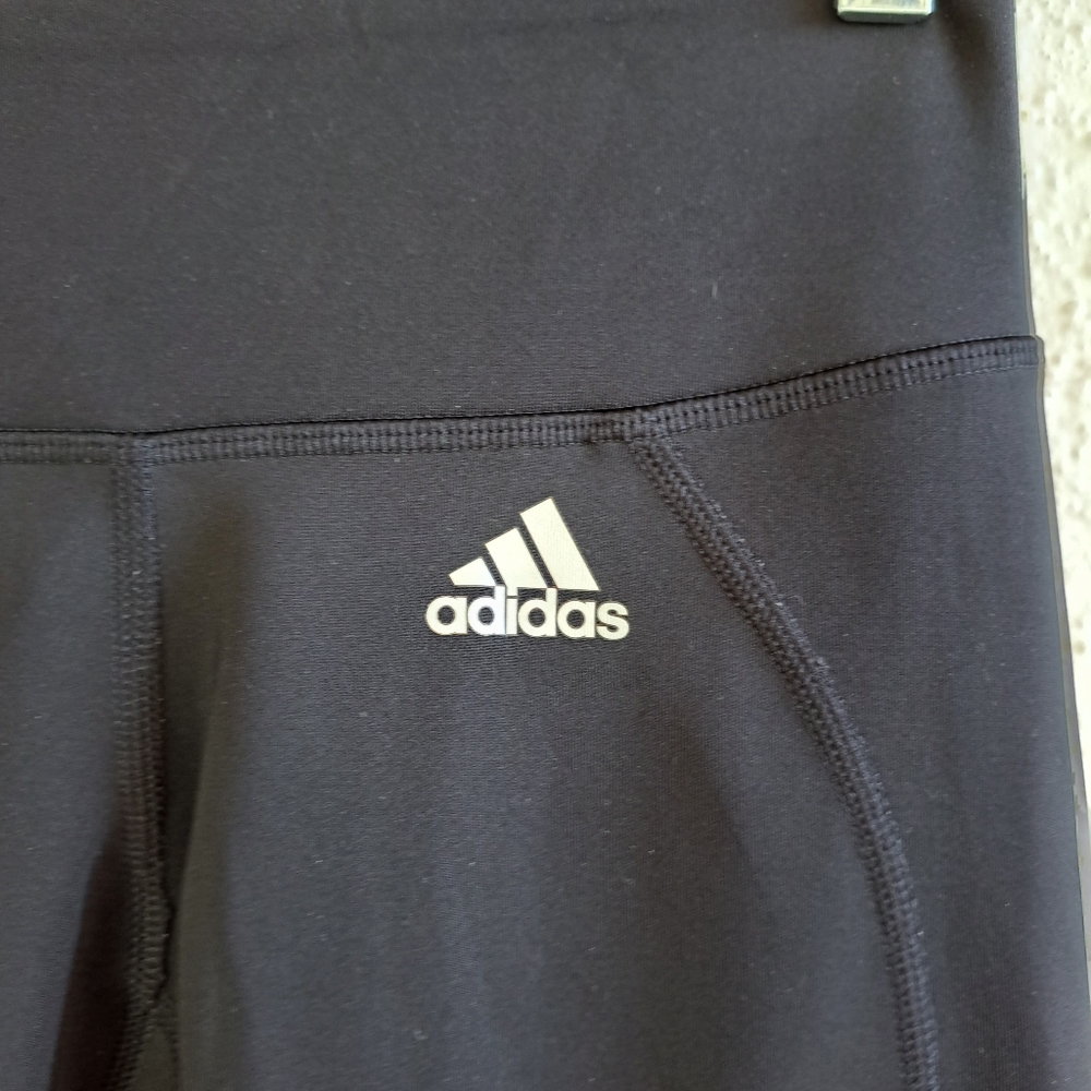 😁ADIDAS ATHLETIC LEGGINGS - Picture 3 of 7